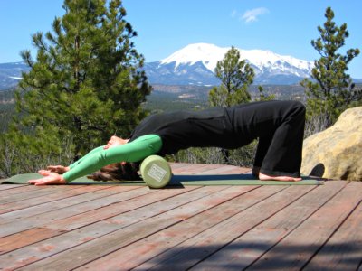 Foam Roller Shoulder Stretch 4.1