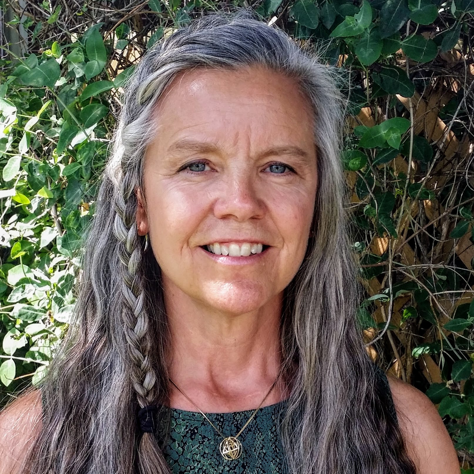 Elle Bieling, RN, RYT, Holistic Health Coach